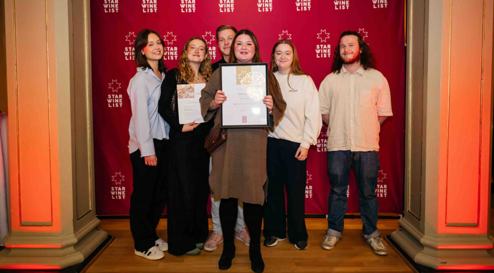 Tone Blixøen (centre) and the Happolati team. Photo by Erik Krafft.