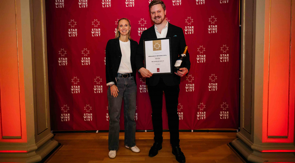 Karen-Sofie Stenzel, representing Nyetimber, with Thomas Andersen, Head of Wine at the Britannia Hotel. Photo by Erik Krafft.