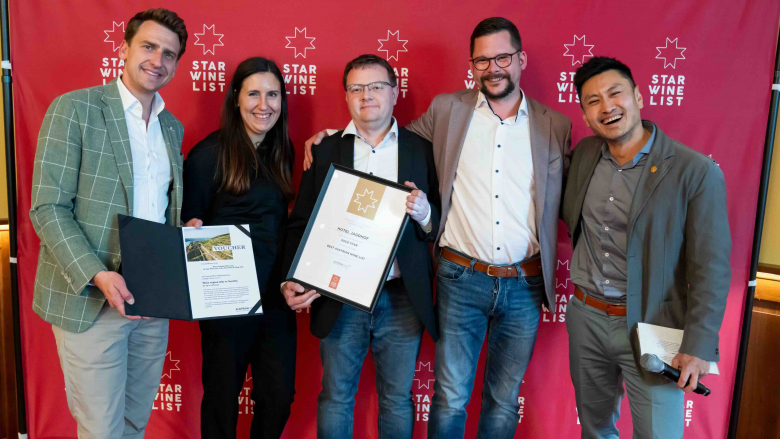 Patrick Eppaccher of Austrian Wine, with Eva Petermann, Matthias Koll and Martin Pichel of Hotel Jagdhof, Röhrnbach, and Stephen Wong MW. Photo by Robert Herbst.