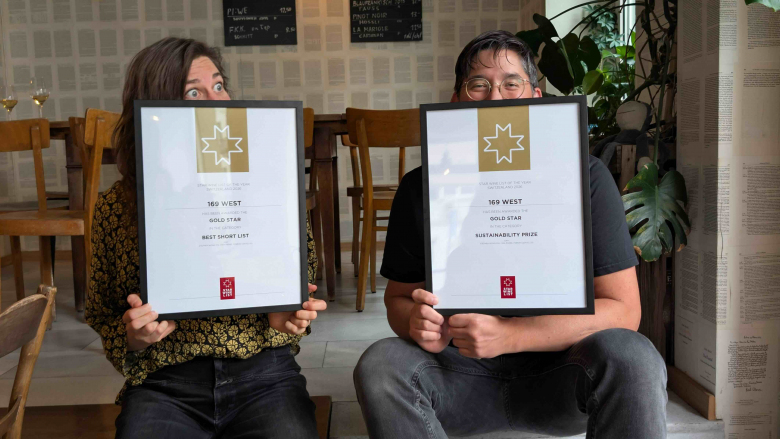 Lidia Pusterla and Kai Keong Ng of 169 West, Zurich, Switzerland with their Star Wine List of the Year Gold Star certificates.