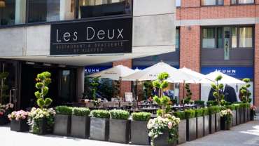 Les Deux & Brasserie Les deux, a restaurant in Munich, Germany.