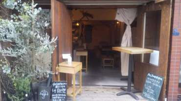 La Pioche, a wine bar in Tokyo, Japan.