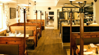 Gastwirtschaft Floh, a restaurant in Langenlebarn, Austria.
