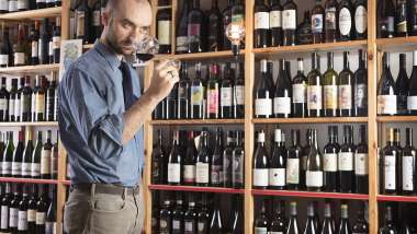 Cantine Sant'Ambroeus, a wine bar in Berlin, Germany.