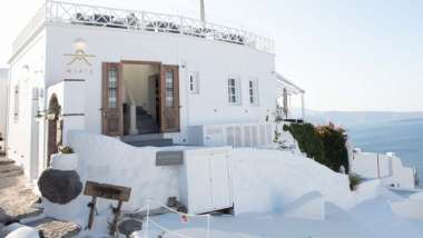Mia’s Restaurant, a restaurant in Santorini, Greece.