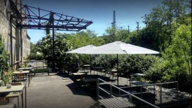 Wyno Weinbar, a wine bar in Düsseldorf, Germany.