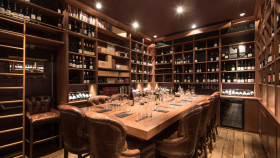 Ô Chateau, a restaurant in Paris, France.