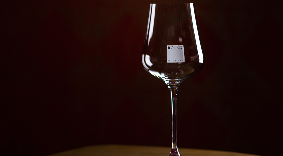 Donatz Wine Bar, a wine bar in Samedan, Switzerland.
