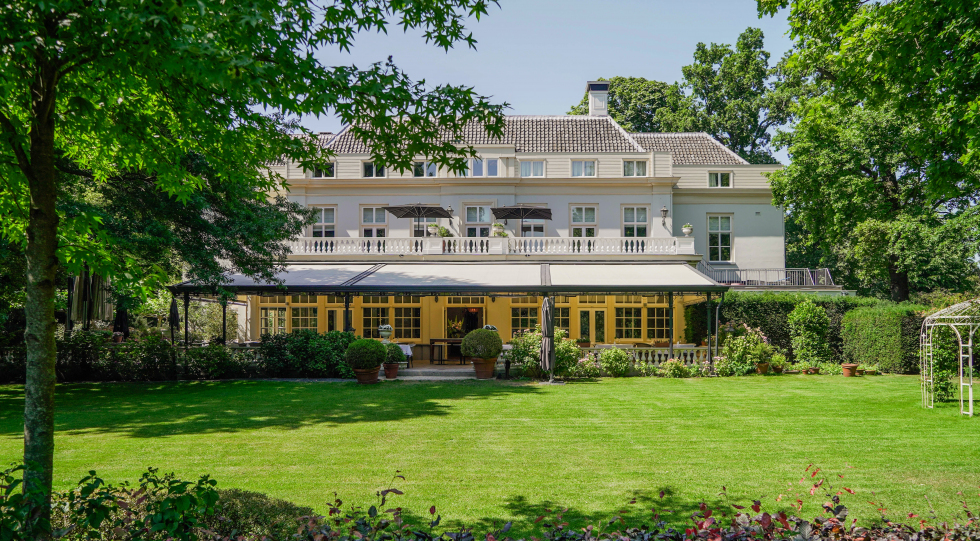 Central Park Voorburg, a hotel and restaurant in Voorburg, Netherlands.