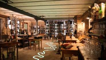 Die Mosel, a wine bar in Traben-Trarbach, Germany.