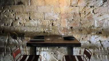 Terra à Vins, a wine bar in Valencia, Spain.