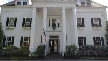 Crabtree's Kittle House Restaurant & Inn, a restaurant in Chappaqua, USA.