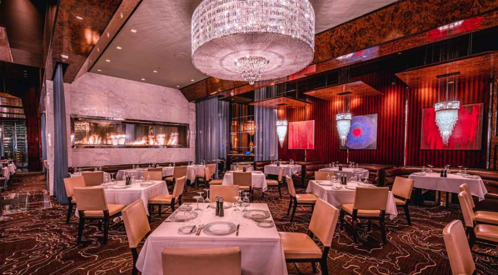 Interior of Hank's Fine Steaks & Martinis restaurant, Las Vegas, USA.