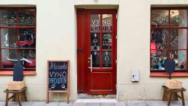 À Ta Santé, a wine bar in Vilnius, Lithuania.