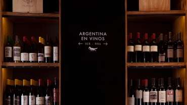 VinoBien, a wine bar in Mendoza, Argentina.