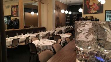 Bistro Volnay, a restaurant in 2nd arr, Paris, France.