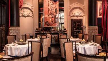 Peninsula, a hotel and restaurant in 16th arr, Paris, France.