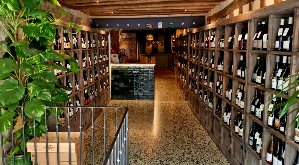 Interior of Pépites, Paris, France.