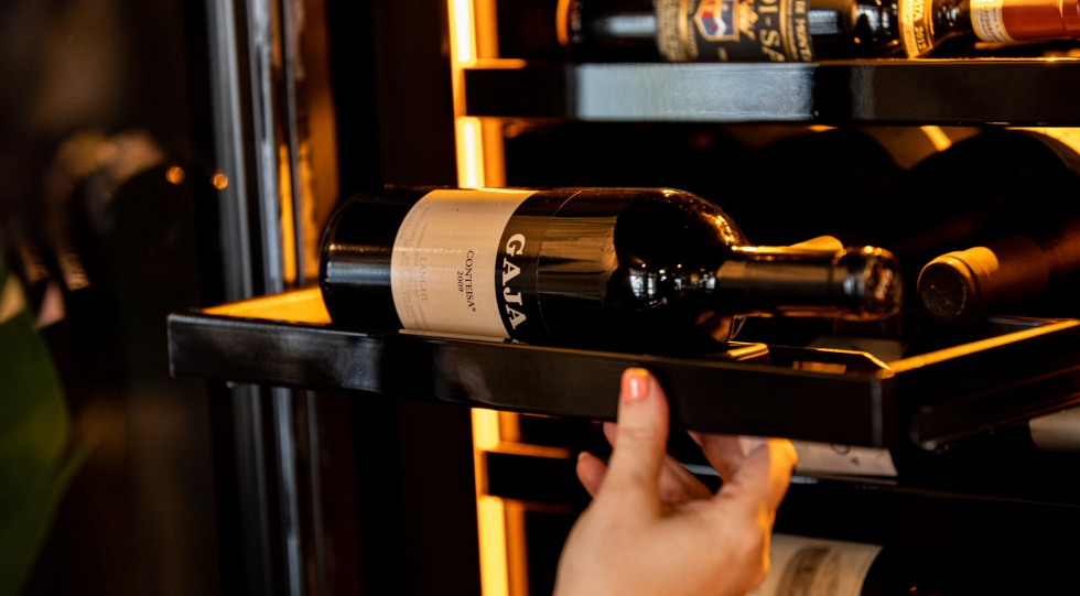Vine, a restaurant and wine bar in Tilburg, Netherlands.