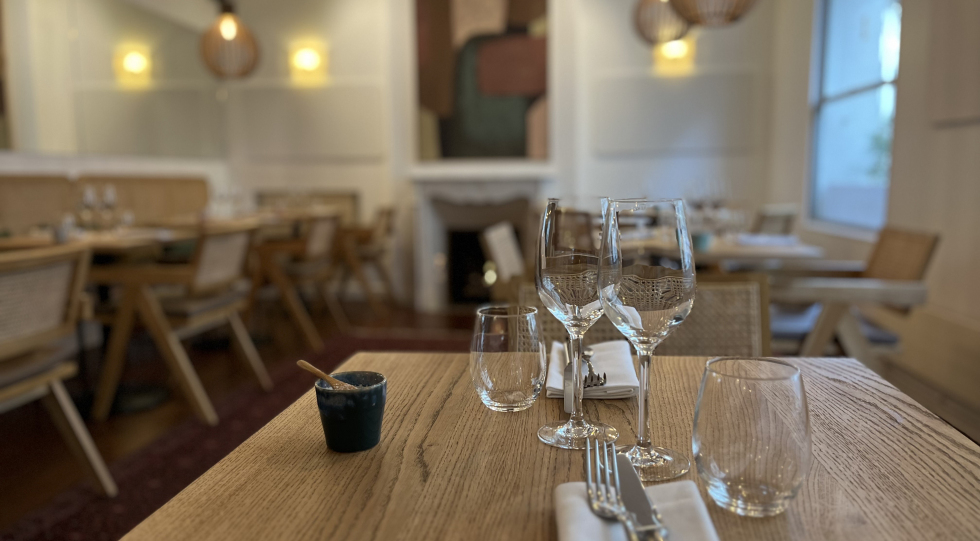 La Petite Tour, a wine bar and restaurant in Paris, France.