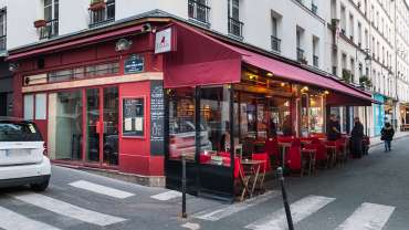 Le Barav, a wine bar in 3d arr, Paris, France.