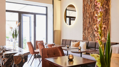 Sticks & Stones Wine Bar, a wine bar in Munich, Germany.