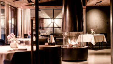Es:senz, a restaurant in Grassau, Germany.