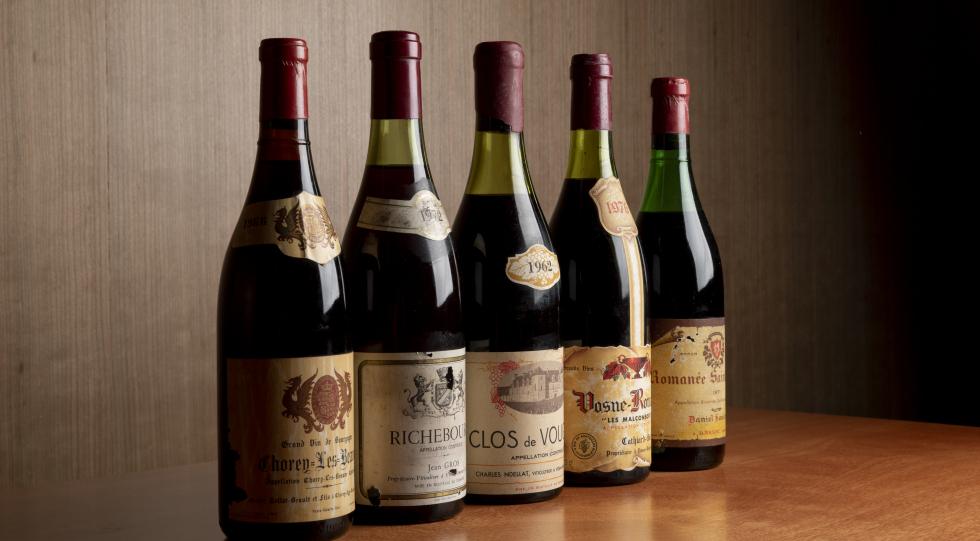 élevé, a restaurant and wine bar in Tokyo, Japan.