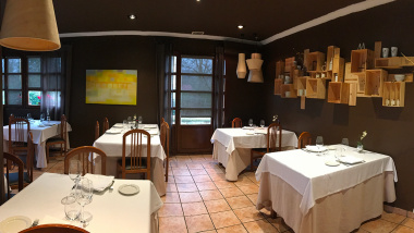 Hotel Zezilionea, a restaurant and hotel in Olaberría, Spain.