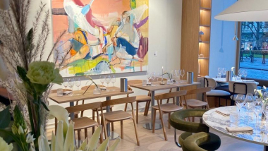 Minne Champagne & Wine, a restaurant and wine bar in Helsinki, Finland.