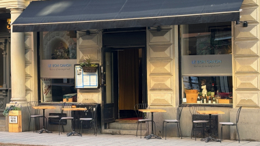 Le Bon Canon, a restaurant in Stockholm, Sweden.