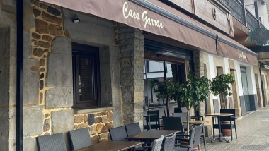 Casa Garras, a restaurant in Bilbao, Spain.
