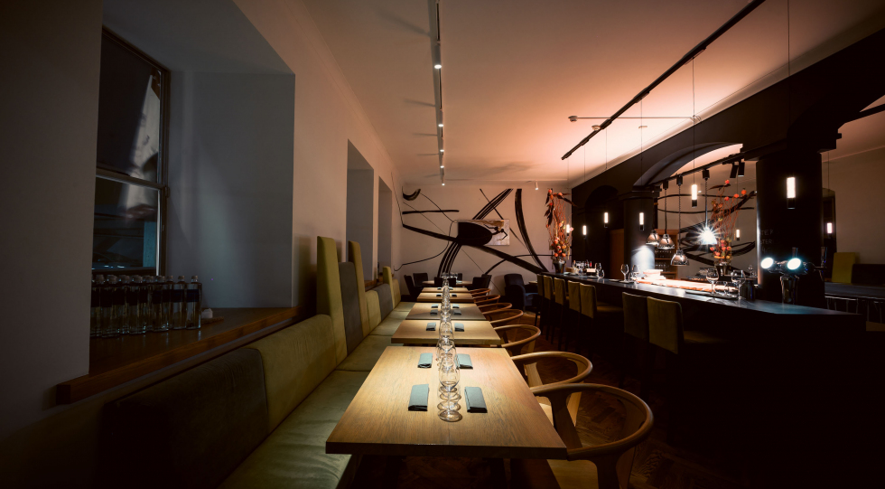 3 pavaru restorans, a restaurant in Riga, Latvia.