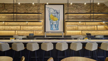 Daisies, a restaurant in Chicago, USA.