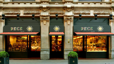 Peck, a wine bar in Milan, Italy.
