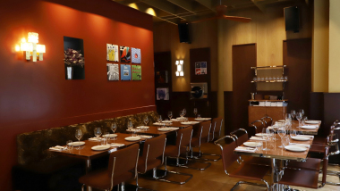 Dame Restaurant, a restaurant in Paris, France.