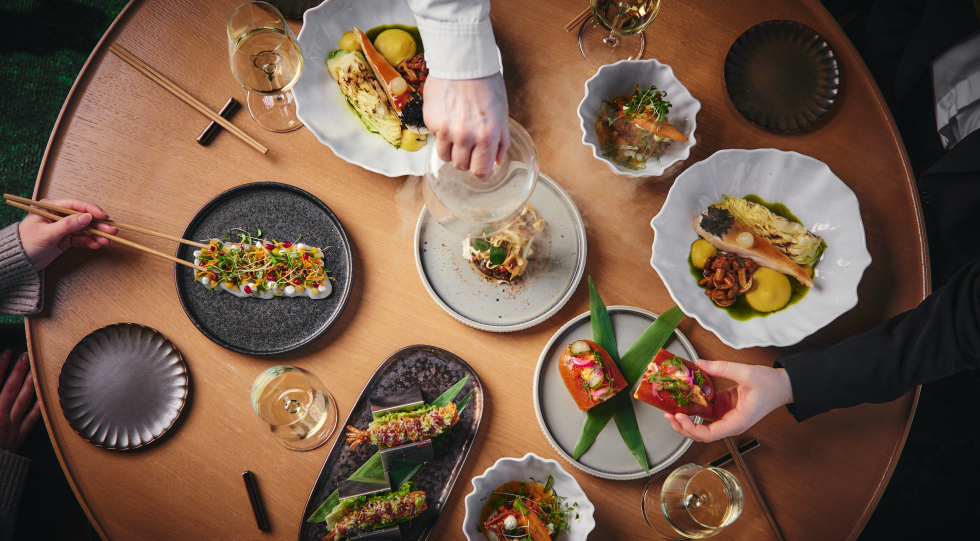 Restaurant Mori, a restaurant in Sofiemyr, Norway.