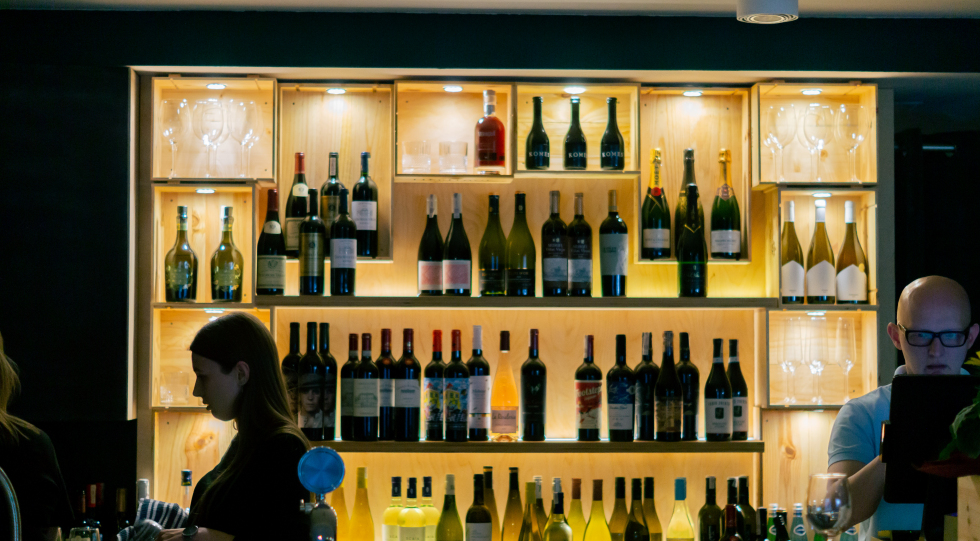 Uniesienie Wine Bar, a wine bar in Poznan, Poland.