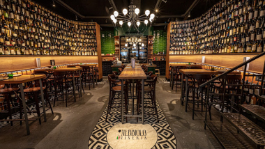 Vineria Nebbiolo, a wine bar in Baarn, Netherlands.