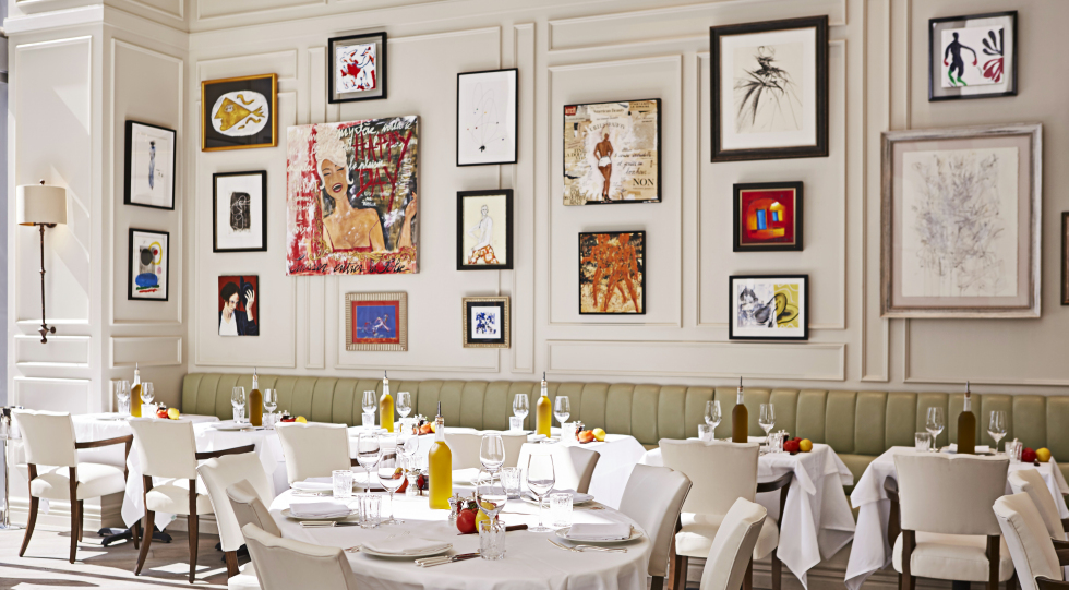 Interior of LPM Restaurant & Bar, Miami, USA.