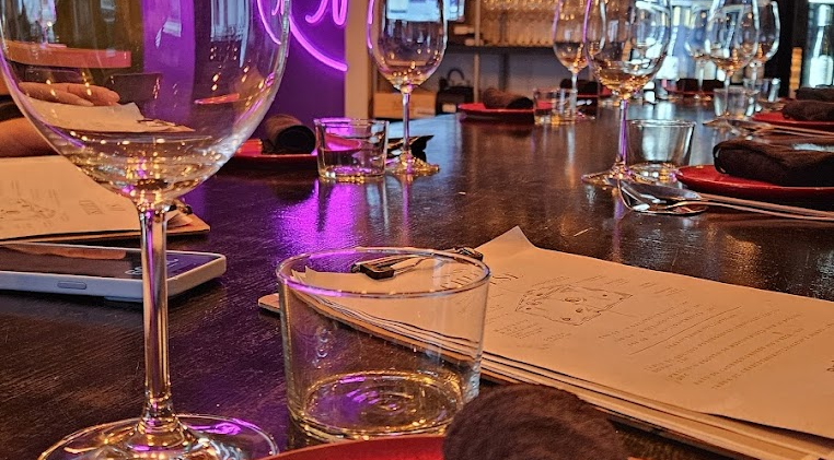 Epicur Wine Boutique & Food, a wine bar in Faro, Portugal.