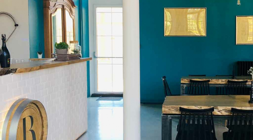 Le Recommandé, a wine bar and restaurant in Avize, France.