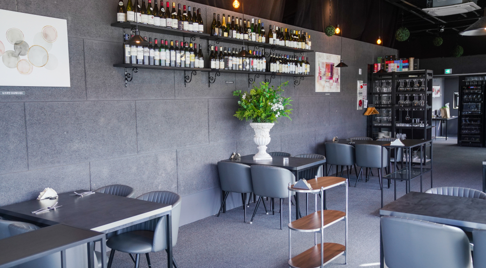 Double T Dining, a restaurant in Gangneung, South Korea.