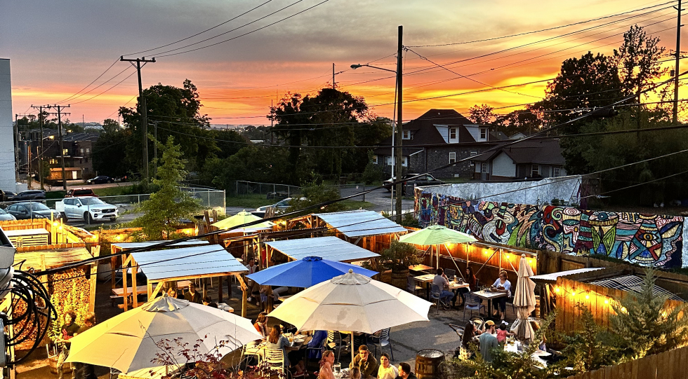Smith & Lentz Brewing & Pizza, a restaurant in Nashville, USA.