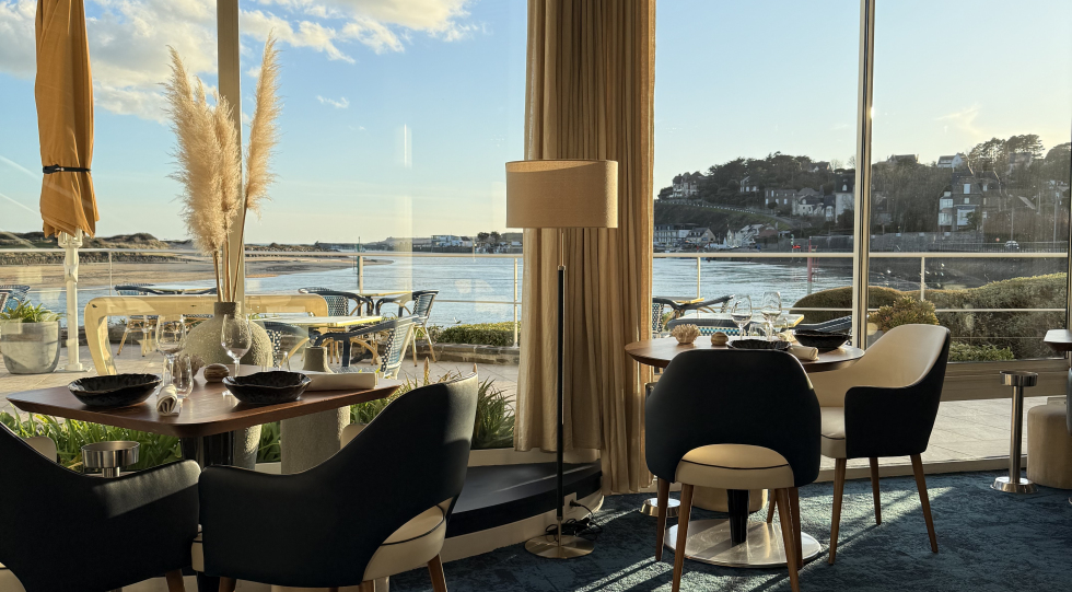 Restaurant Marnage, a restaurant in Barneville-Carteret, France.