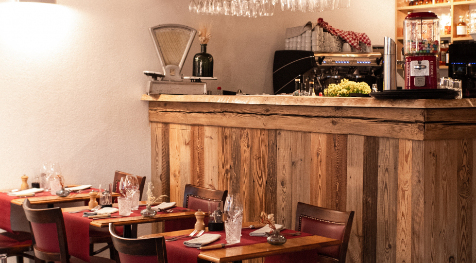 Salle principale Salle voûtée Bistrot du Lion d'Or Carouge, Switzerland.