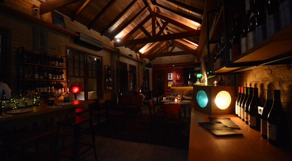 Plou, a wine bar in São Paulo, Brazil.