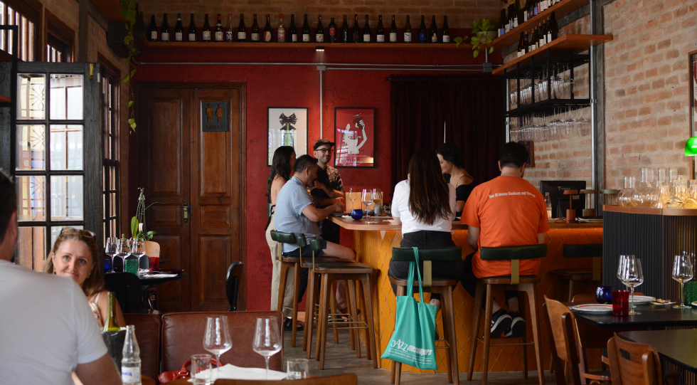 Plou, a wine bar in São Paulo, Brazil.