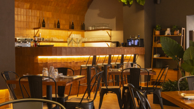 Interior of Pizzerìa Nolita, Toluca, Mexico.