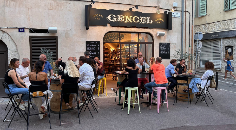 Outdoor seating at Gencel Cave & Bar à Vins, Cannes, France.